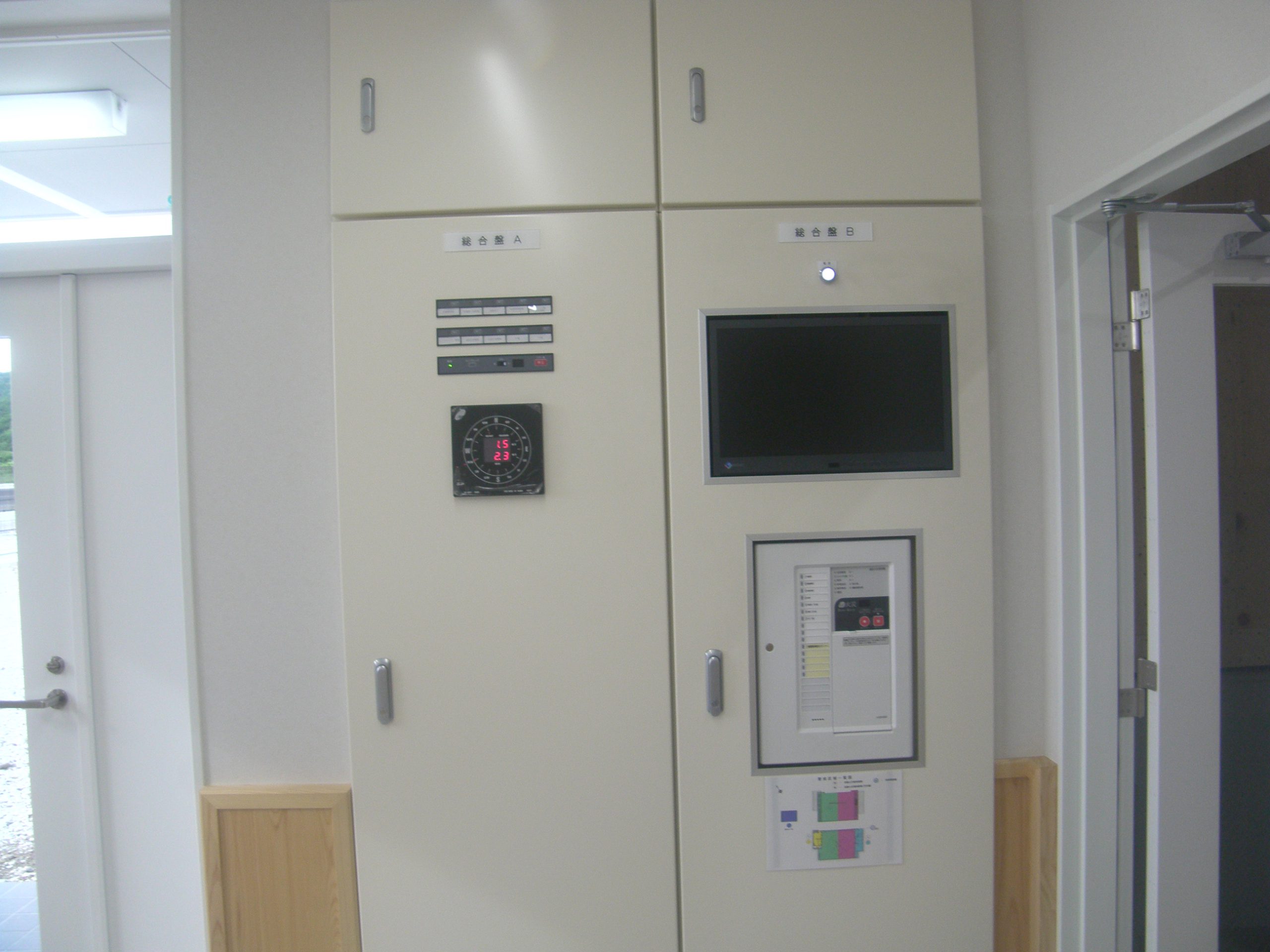 和歌山県ドクターヘリ格納庫新築電気設備工事